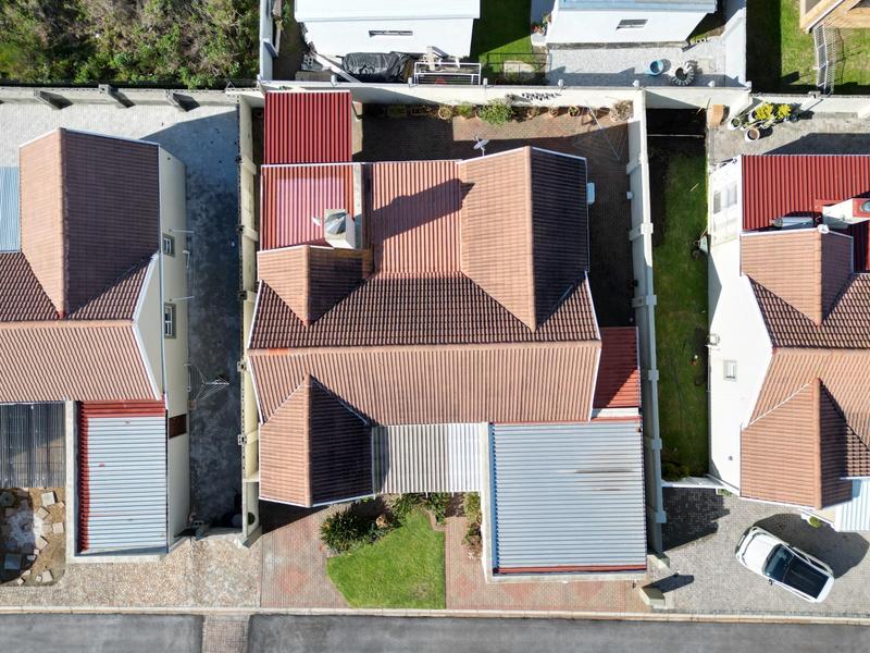 3 Bedroom Property for Sale in Franskraal Western Cape